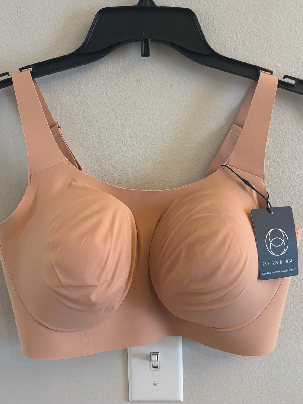 Evelyn & Bobbie Beyond Bra Seamless Bra Size Large In Himalayan Salt - MSRP $98